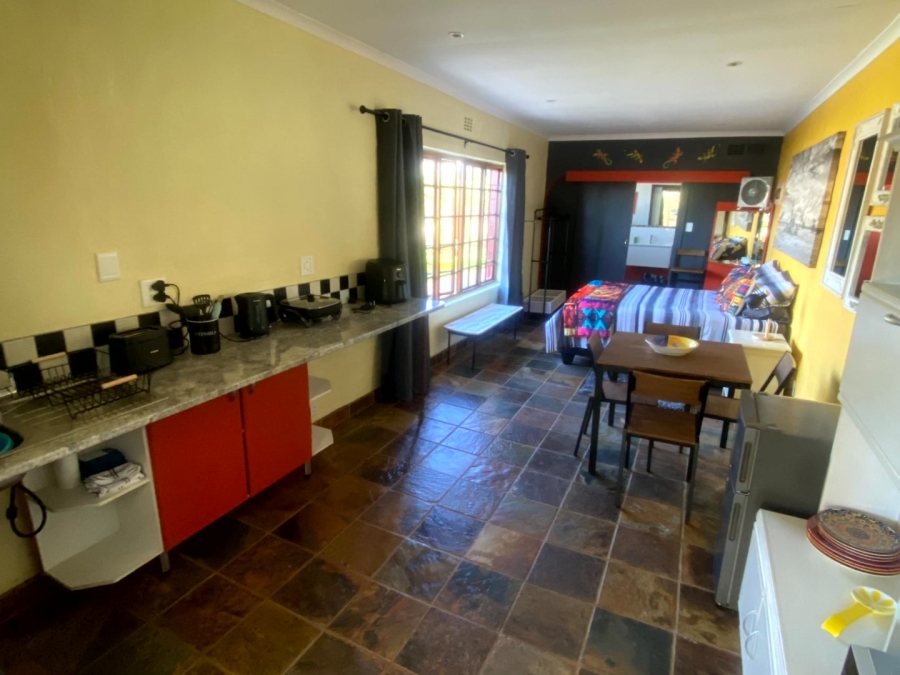 To Let 1 Bedroom Property for Rent in Upper Robberg Western Cape